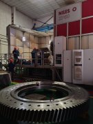 其四大专业化生产车间为产品精度提供了硬件保