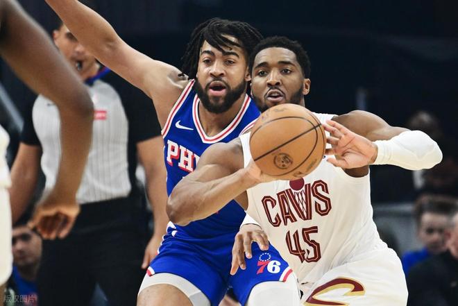 哈登达成历史里程碑 骑士力克残阵76人