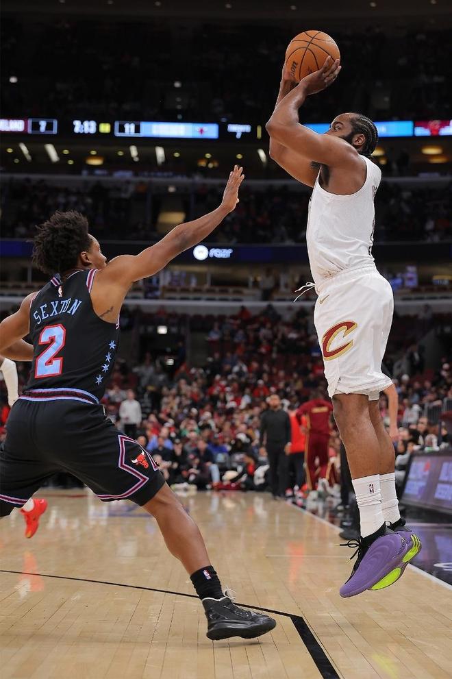 哈登砍36分率骑士大胜公牛创生涯新高