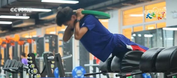 清华800米冠军李俊霖迎战大运会 最后一次参赛展